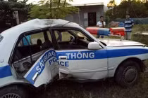 Thiếu úy cảnh sát bị thương khi đuổi xế hộp chở 3.000 viên ma túy