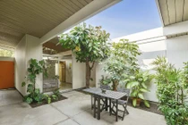 Ngôi nhà xinh xắn, gần gũi thiên nhiên ai nhìn cũng mê