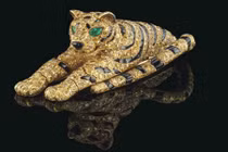 Sắp đấu giá trang sức quý hình hổ 50 tỷ