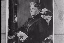 Người phụ nữ giàu “nứt đố đổ vách” nhưng keo kiệt đến phát hãi