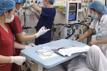 Ăn thực dưỡng, ngồi thiền để "giải nghiệp", người phụ nữ gặp nguy kịch