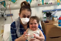 Xúc động thỉnh cầu của cậu bé mắc bệnh hiếm gặp