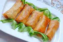 Mách bạn cách làm nem mì Ý cực đơn giản