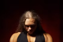 Choáng với vẻ đẹp cơ bắp của nữ VĐV cử tạ Nga