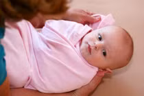 10 cách hạ sốt cho trẻ đáng sợ nhưng hiệu quả