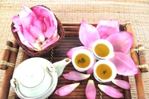 Cách ướp và pha trà sen ngon đúng kiểu Tây Hồ