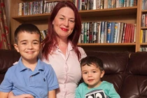 Suýt tử vong khi cho con bú