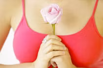 Dấu hiệu ở nhũ hoa chị em không được xem thường