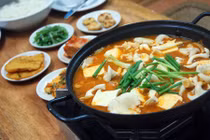 Vòng quanh thế giới thưởng thức các món lẩu ngon