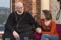 Cắt hàng tảng thịt thừa cho người béo nhất thế giới