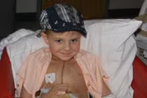 Giúp con tự tin bằng cách đăng ảnh lên Facebook