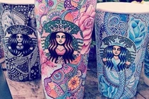 Ngắm những tác phẩm nghệ thuật trên cốc cà phê Starbucks