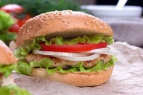 Những thực phẩm bạn không nên ăn cùng một ngày