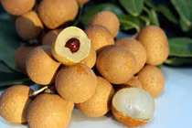 Mẹo chọn nhãn ngon, không mua nhầm hàng Trung Quốc