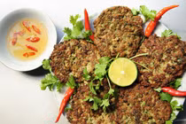 Món ngon từ rươi phải thưởng thức mỗi độ gió mùa về