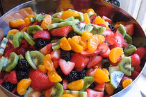 Cách làm salad hoa quả 7 màu cực ngon