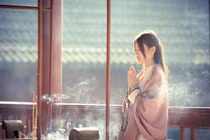 Video: 10 dấu hiệu cho thấy người có phúc đầy nhờ tích từ kiếp trước