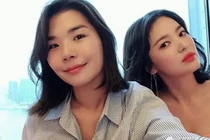 Song Hye Kyo đăng hình đầy ẩn ý trước tin chồng ngoại tình với bạn thân