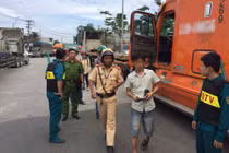 Video: Lái xe dương tính với ma túy vì uống rượu anh túc