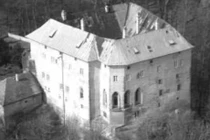 Video: Giải mã bí ẩn những lâu đài bị ma ám nổi tiếng nhất thế giới