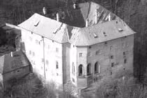 Video: Giải mã bí ẩn những lâu đài bị ma ám nổi tiếng nhất thế giới