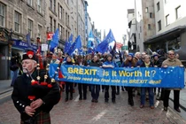 Video: Thế giới 7 ngày: Châu Âu thành “địa ngục”, nước Anh chật vật với Brexit