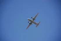 Video: Choáng cảnh máy bay vận tải An-132 lộn nhào trên không