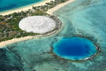 Video: Đảo thiên đường hóa mảnh đất chết chóc sau Chiến tranh Lạnh