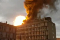 Video: Khoảnh khắc kinh hoàng trong vụ nổ khí gas đại học Pháp