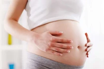 Thực hư chuyện bà bầu đi viếng đám ma, con bị ma ám bởi âm khí