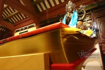 Video: Hé mở "kho báu" mạ vàng nặng 33kg, độc nhất vô nhị