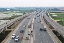 Video: Hà Nội sửa sang đường phố đón hội nghị thượng đỉnh Mỹ - Triều