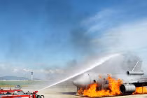 Kim Jong-un giám sát tập trận tấn công Hàn Quốc