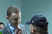 Lãnh đạo đối lập Ukraine “bạo hành” nhân viên công tố