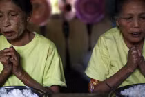 Điều trông thấy... xót xa ở làng phong