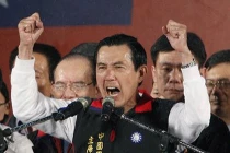 Xe điên húc đổ văn phòng nhà lãnh đạo Đài Loan