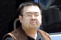 Anh trai Kim Jong-un trốn sang Malaysia 