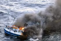 Tàu cá cháy ngoài khơi Hàn Quốc, 6 người chết thảm