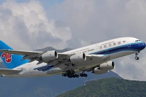 Tên lửa Triều Tiên suýt bắn rơi máy bay chở khách TQ