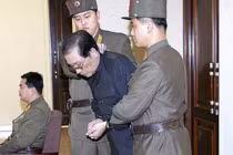 Jang Song-thaek bị xử tử vì điều hành đường dây mại dâm? 