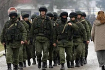 Nga huy động 30.000 quân dọc biên giới Đông Ukraine