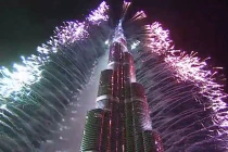 Mãn nhãn màn bắn pháo hoa kỷ lục thế giới ở Dubai 