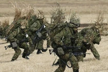 Nhật tập trận bảo vệ đảo khi tàu TQ xâm phạm lãnh hải