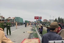 Bao giờ ra đường mới không phải rờn rợn nỗi lo TNGT?