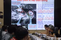 Hai áp thấp nhiệt đới trên biển: Thời tiết khó đoán