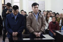 Ca sĩ Châu Việt Cường nhận án 13 năm tù vì nhét tỏi chết cô gái