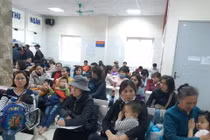 Đưa thịt lợn gạo, thực phẩm không an toàn vào trường học là một tội ác