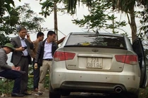 Bị cướp bắn vào đầu, lái xe taxi vẫn tỉnh táo nói chuyện