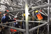 Sập giàn giáo công trình Trung tâm Văn hóa xứ Đông: Tạm dừng thi công