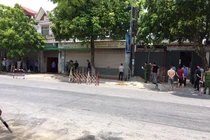 Can ngăn hàng xóm đâm chồng, vợ bị đâm tử vong